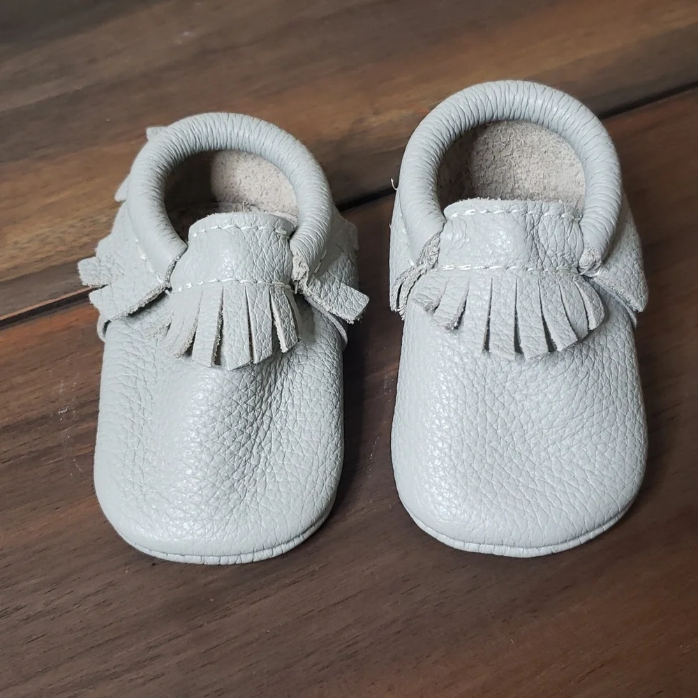 Freshly Picked Salt Flats Moccasins Sz 1